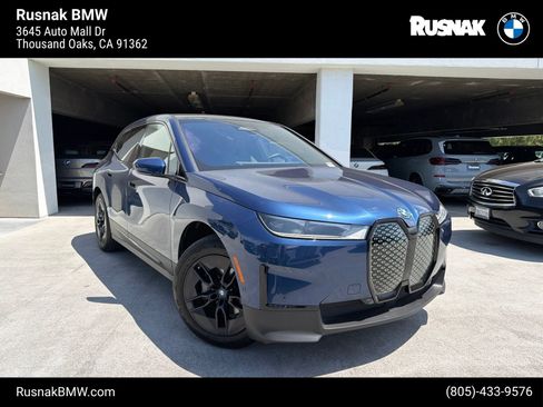 Used 2024 BMW iX xDrive50 AWD/4WD image 1