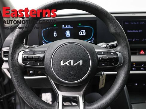 Used 2024 Kia Sportage LX FWD image 10