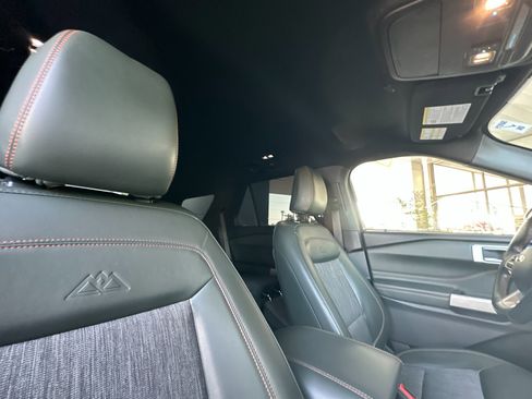 Certified 2022 Ford Explorer Timberline image 19