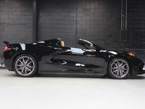 Used 2025 Chevrolet Corvette Stingray Preferred Conv w/ Z51 Performance Package image 26