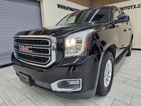 Used 2018 GMC Yukon XL SLT AWD/4WD image 2
