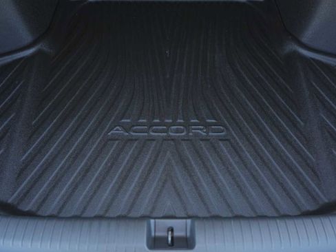Used 2024 Honda Accord EX image 27