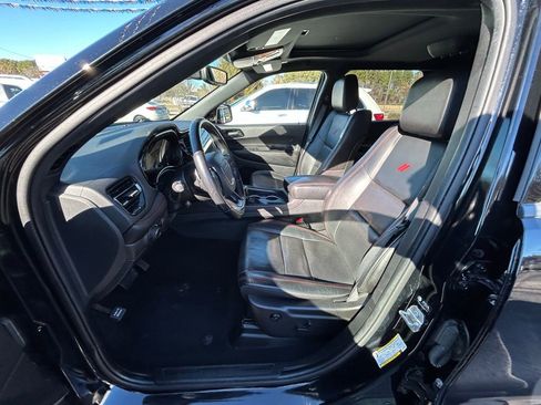 Used 2024 Dodge Durango GT image 29