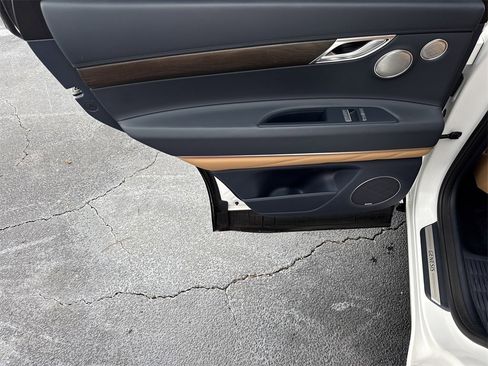 Used 2024 Genesis GV80 3.5T Prestige Signature image 21