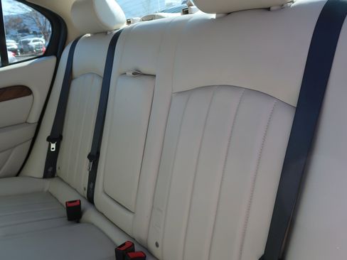 Used 2007 Jaguar X-TYPE 3.0 image 32