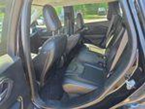 Used 2022 Jeep Cherokee Trailhawk AWD/4WD image 9