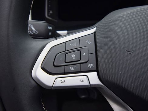 Used 2023 Volkswagen Atlas SEL image 37