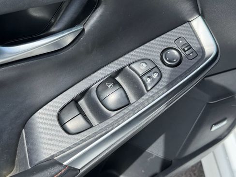 Certified 2023 Nissan Sentra SR w/ SR Premium Package FWD image 7