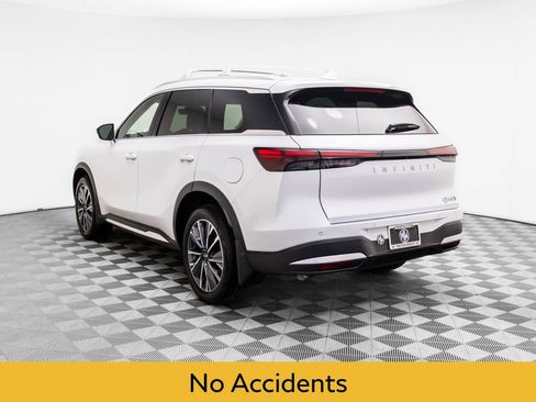 Certified 2026 INFINITI QX60 Luxe w/ Cargo Package image 4