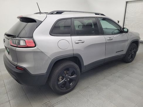 Used 2021 Jeep Cherokee Latitude Plus FWD image 10