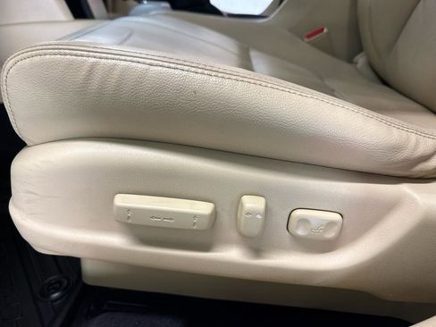 Used 2010 Honda Crosstour EX-L image 10