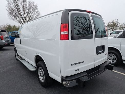 Used 2024 GMC Savana 2500 Work Van w/ Driver Convenience Package image 6