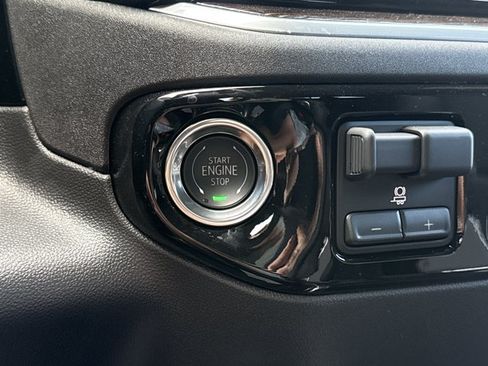 New 2026 GMC Sierra 1500 Elevation w/ Elevation Premium Package AWD/4WD image 26