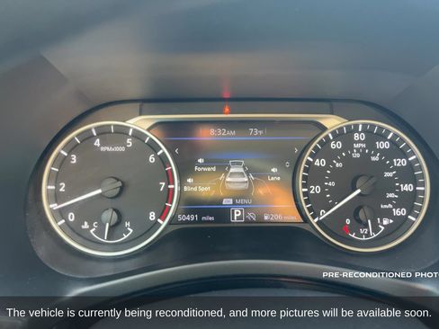 Used 2024 Nissan Sentra SV FWD image 16