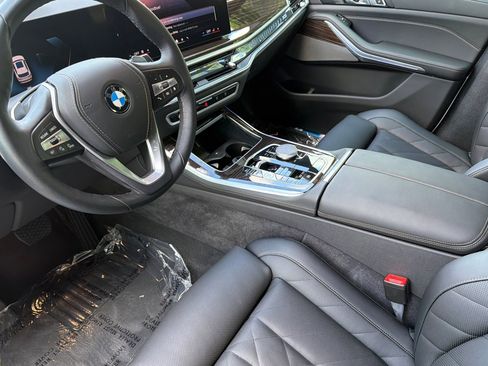 Used 2026 BMW X5 sDrive40i w/ Premium Package RWD image 11