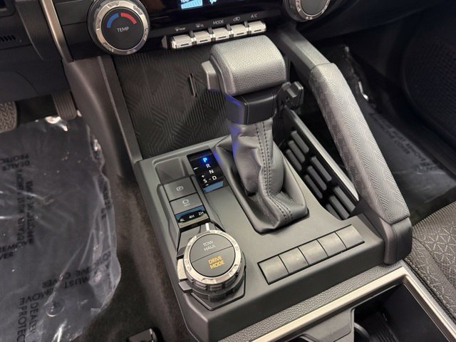 Certified 2026 Toyota 4Runner SR5 AWD/4WD image 16