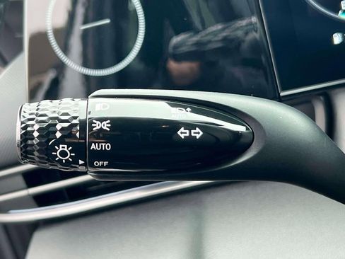 Used 2025 Hyundai Elantra SEL image 20