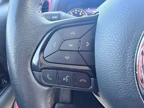 Used 2022 Jeep Renegade Trailhawk w/ Trailer Tow Group image 10