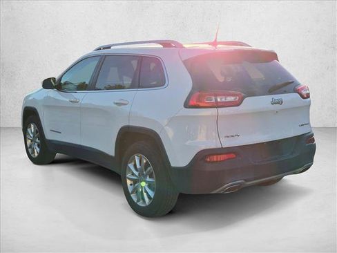 Used 2016 Jeep Cherokee Limited AWD/4WD image 7