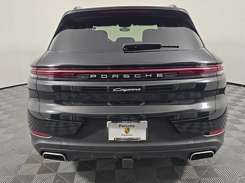Certified 2026 Porsche Cayenne E-Hybrid AWD/4WD image 6