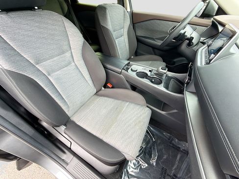 Used 2023 Nissan Rogue SV AWD/4WD image 14