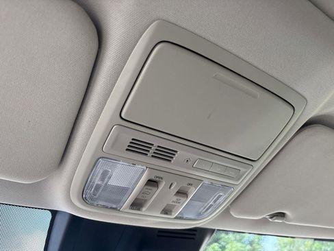 Used 2017 Honda CR-V EX-L image 29