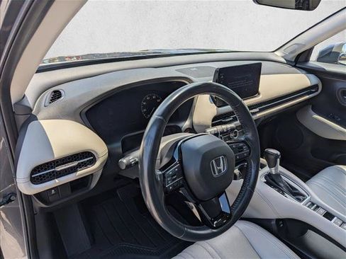 Used 2024 Honda HR-V EX-L image 12