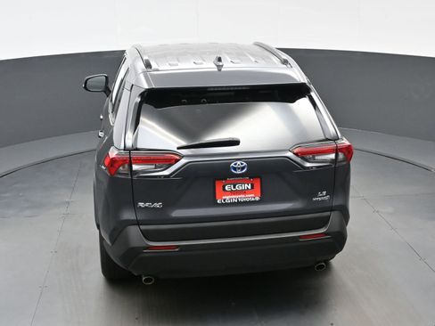 Used 2024 Toyota RAV4 LE AWD/4WD image 37