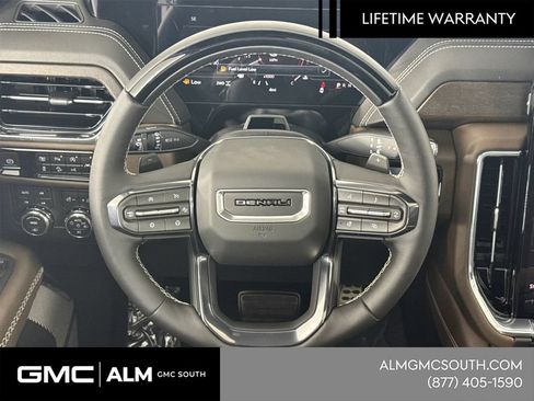 New 2026 GMC Yukon Denali Ultimate w/ LPO, Floor Liner Package AWD/4WD image 27