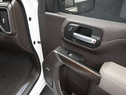 Used 2019 GMC Sierra 1500 SLT RWD image 22