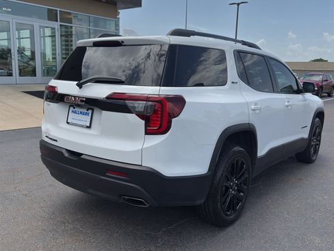 Used 2023 GMC Acadia SLT w/ Elevation Edition FWD image 5