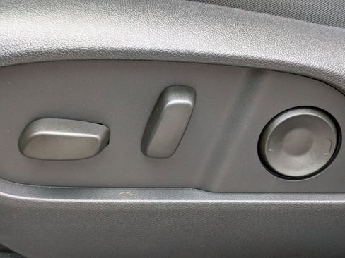 New 2026 Chevrolet Equinox ACTIV w/ Convenience Package III image 21