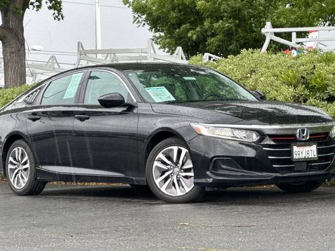 Used 2021 Honda Accord Hybrid image 2