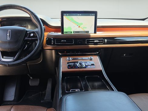 Used 2020 Lincoln Aviator Reserve w/ Elements Package Plus RWD image 21