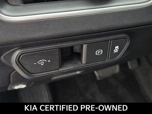 Certified 2025 Kia K4 FWD image 17