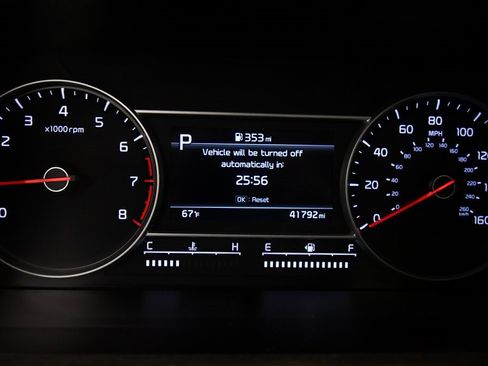 Certified 2023 Kia Sorento S w/ Panoramic Sunroof Package image 23