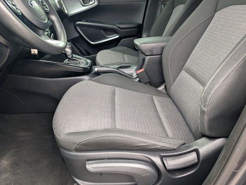 Used 2020 Kia Soul S FWD image 15