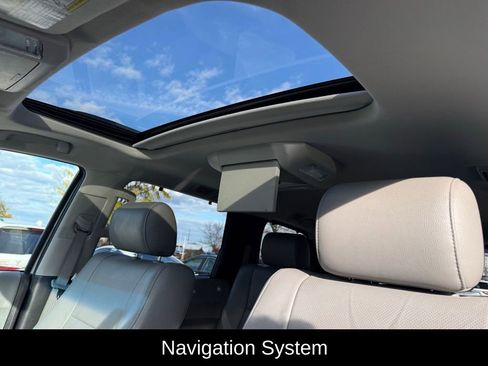 Used 2017 Toyota Sequoia Platinum image 7