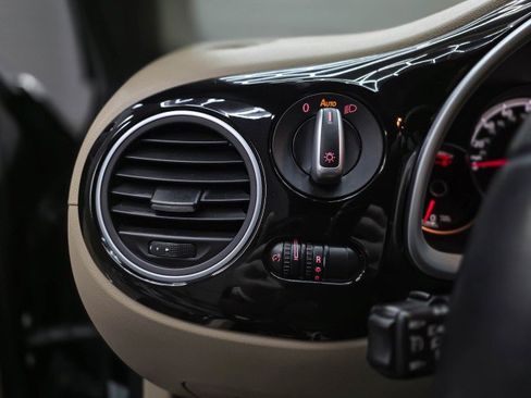 Used 2018 Volkswagen Beetle 2.0T S w/ Style & Comfort Package FWD image 28