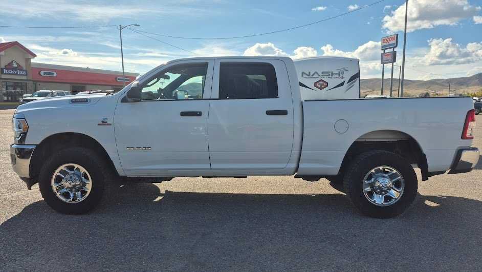 Used 2021 RAM 2500 Tradesman w/ Chrome Appearance Group AWD/4WD image 9