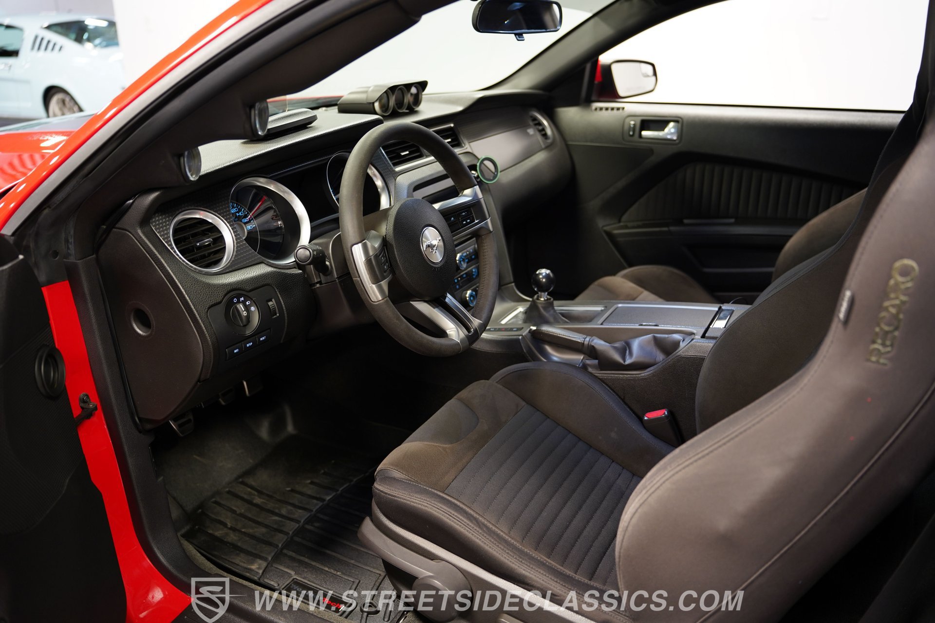 Used 2012 Ford Mustang Boss 302 w/ Boss 302 Accessory Pkg RWD image 4