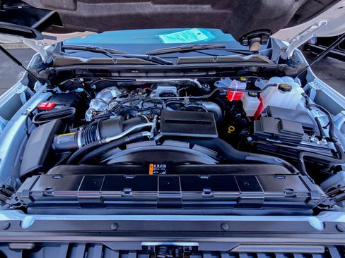 Used 2025 GMC Sierra 3500 Denali w/ Denali Reserve Package image 39