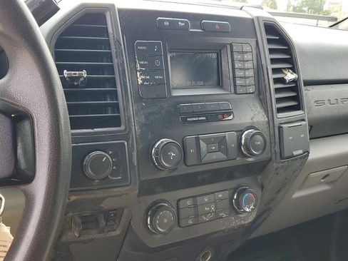 Used 2019 Ford F550 4x4 Crew Cab Super Duty image 17