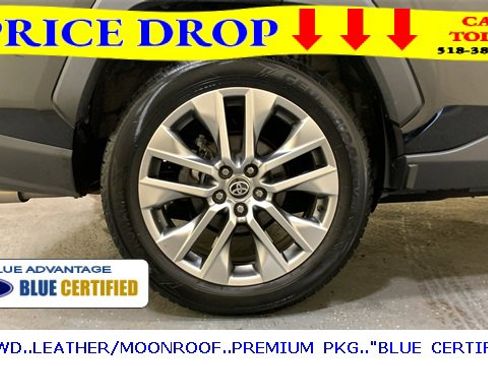 Used 2022 Toyota RAV4 XLE Premium image 15