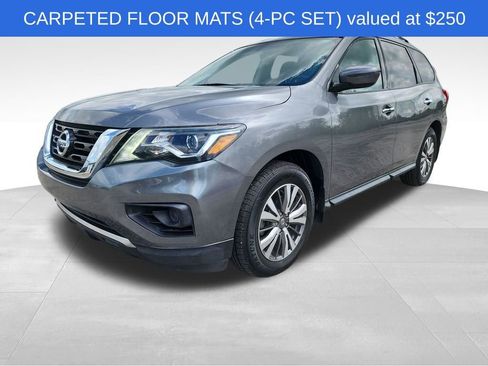 Used 2020 Nissan Pathfinder S image 3