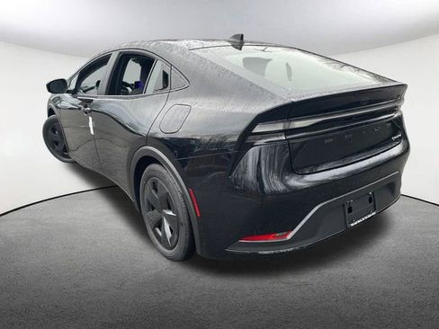 New 2026 Toyota Prius Plug-In Hybrid image 10