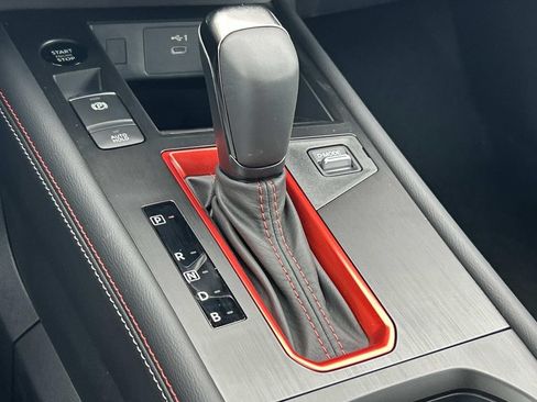 New 2026 Nissan Kicks SR FWD image 30