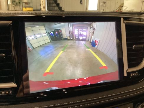 New 2026 Chrysler Pacifica Select FWD image 29