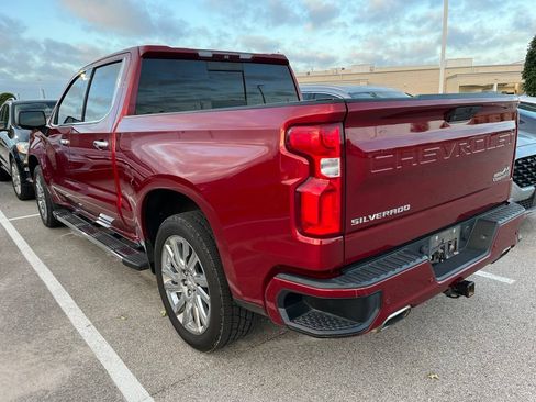 Used 2019 Chevrolet Silverado 1500 High Country w/ High Country Premium Package AWD/4WD image 4