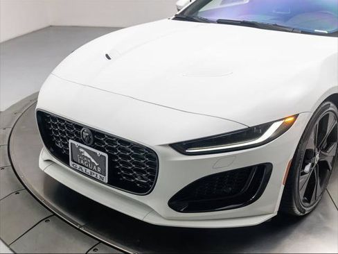 Certified 2024 Jaguar F-TYPE Coupe AWD image 9